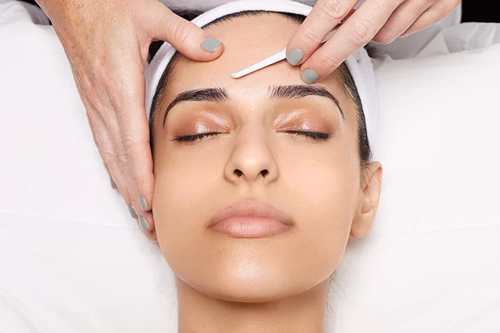 Combined Dermaplaning Microneedling & LED Facial Package (Face-To-Face) - £100 Deposit