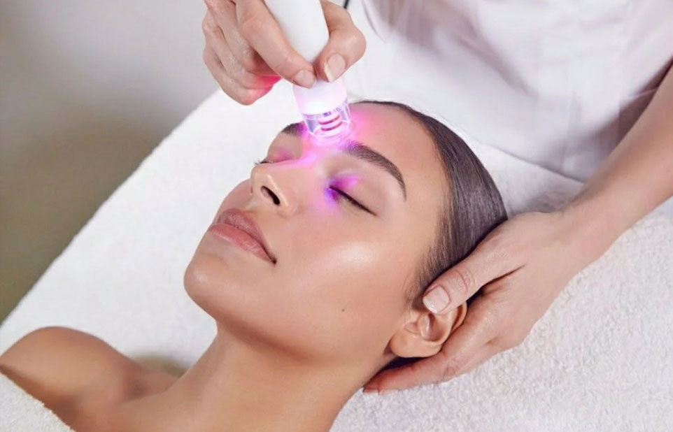 Microneedling & LED Course